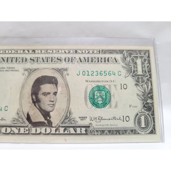 Elvis Presley USA $1 One Dollar Bill Legal Tender J01236564C 1977 Plastic Sleeve - Picture 2 of 3